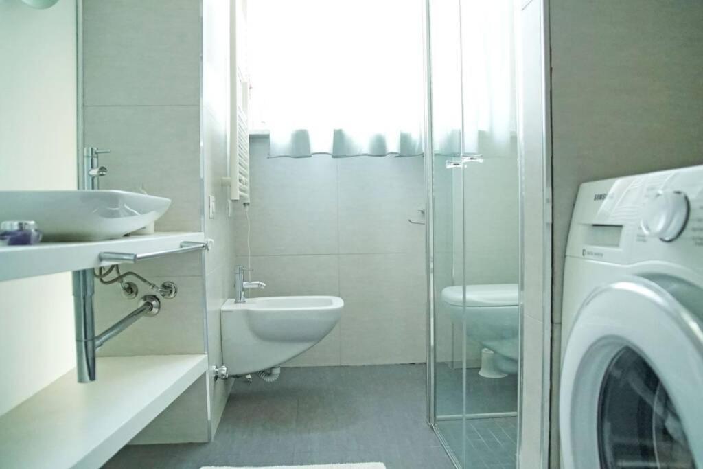 Urban House - Nice Loft Navigli Milan Center Bagian luar foto